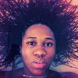 Meet your Posher, Cassieon